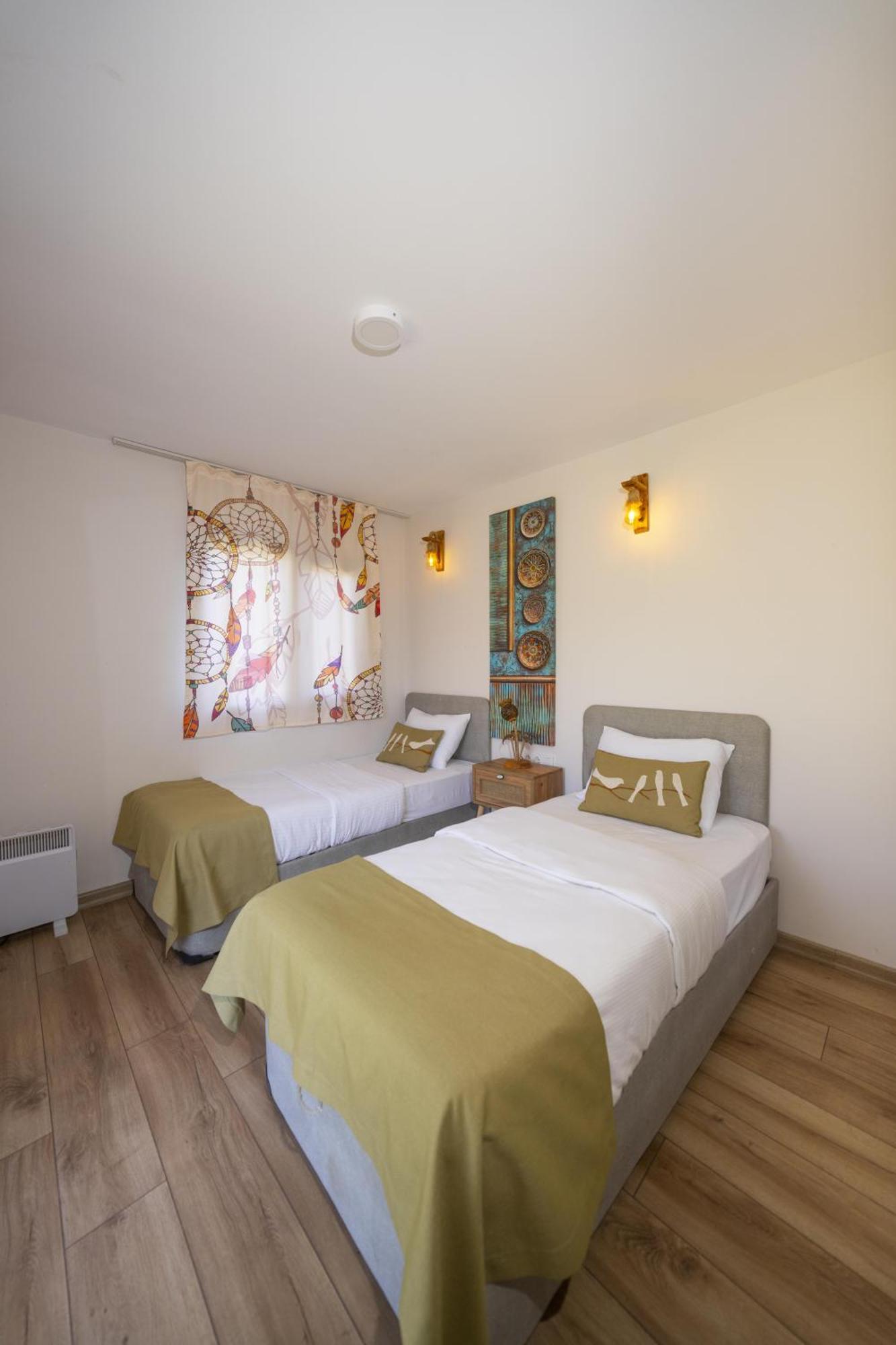 Bir Dem Urla Hotel Eksteriør billede