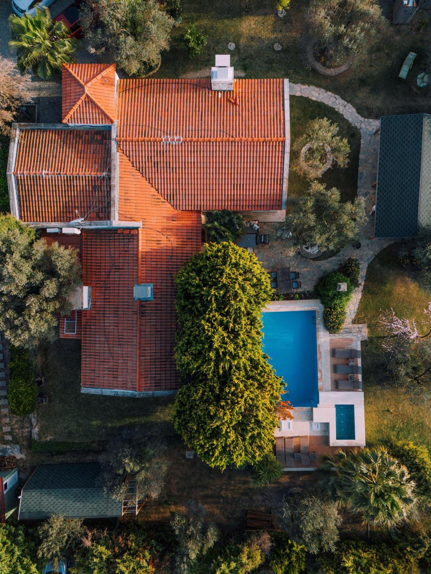 Bir Dem Urla Hotel Eksteriør billede