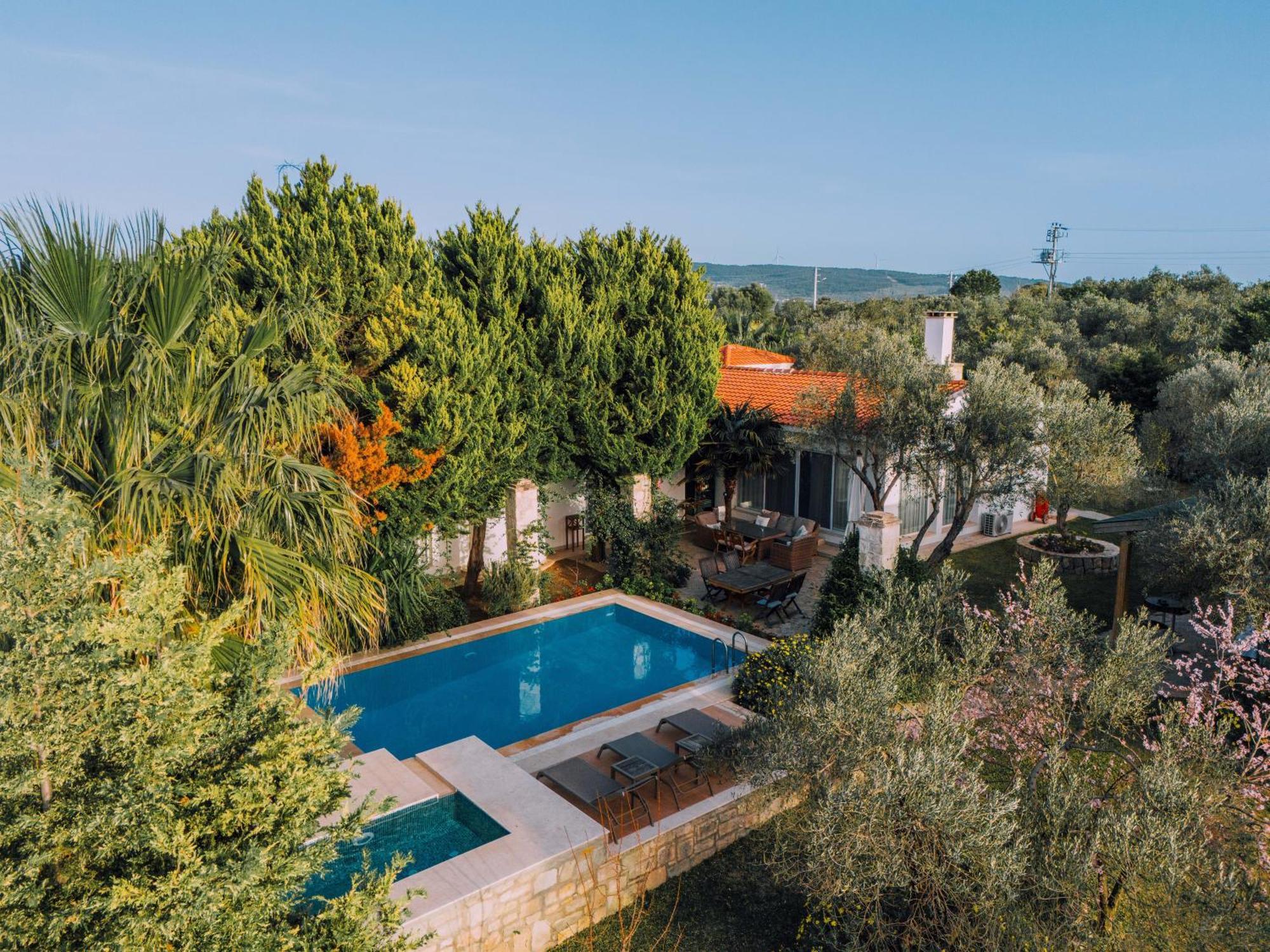 Bir Dem Urla Hotel Eksteriør billede